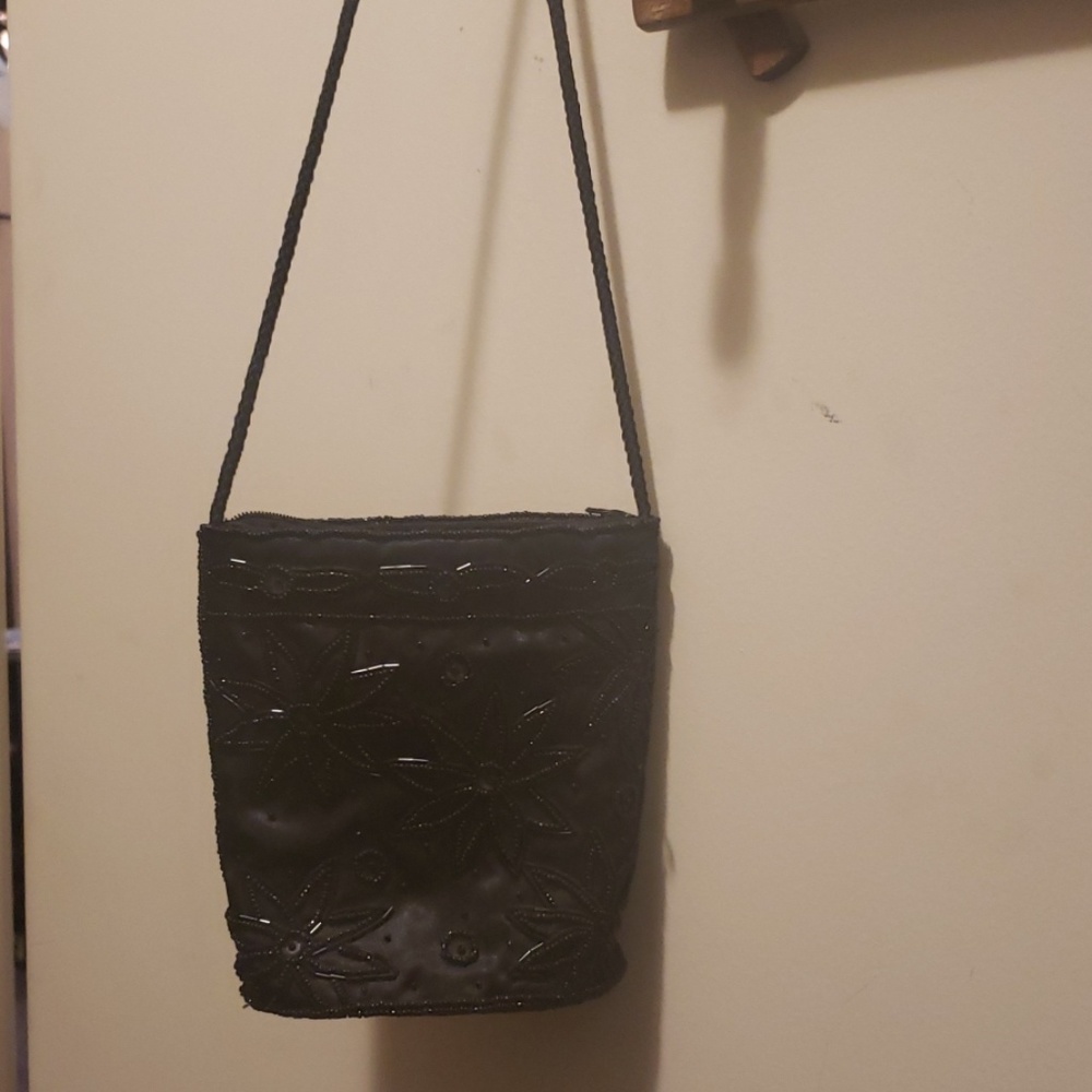 Purse - Picture 2 of 4